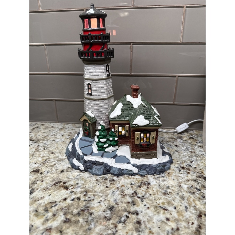 Dept 56 Snow Village 1995 Lighted Christmas Cove Lighthouse Building Vintage - Picture 8 of 14
